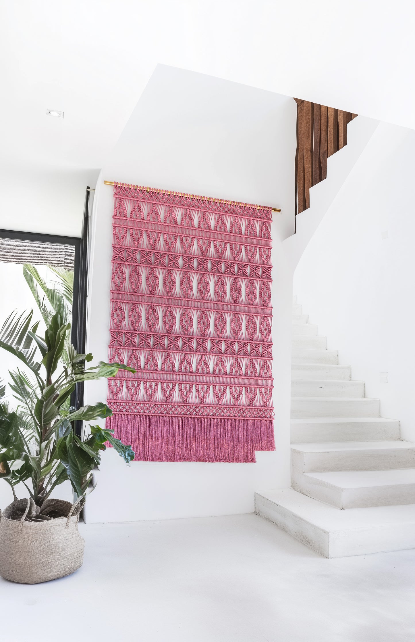Pink Metallic Wallhanging – 180 × 275 cm